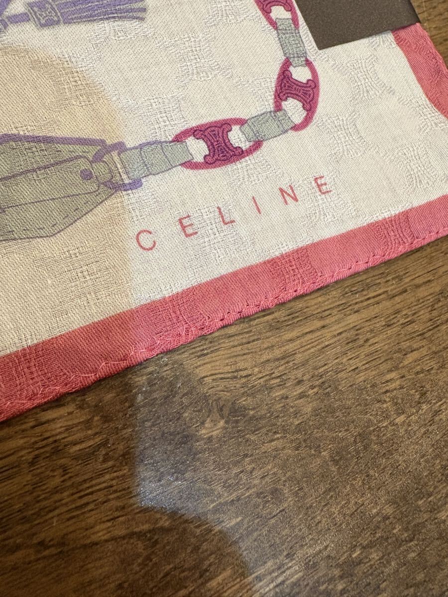 【新品未使用】CELINE レディース　大判ハンカチ　50cm×50cm 日本製　チェーン柄　透かしロゴ　セリーヌ　 ハンカチ _画像3
