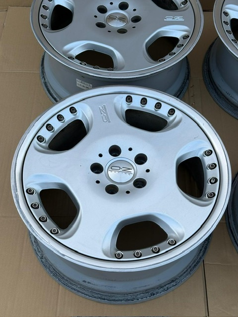 メルセデスベンツ W205、Cクラス、W212、Eクラス、W221 Sクラス用 OZ Racing Opera II 18インチ 8.5J+35 PCD112 ホイール(4本)。AUDI _画像6