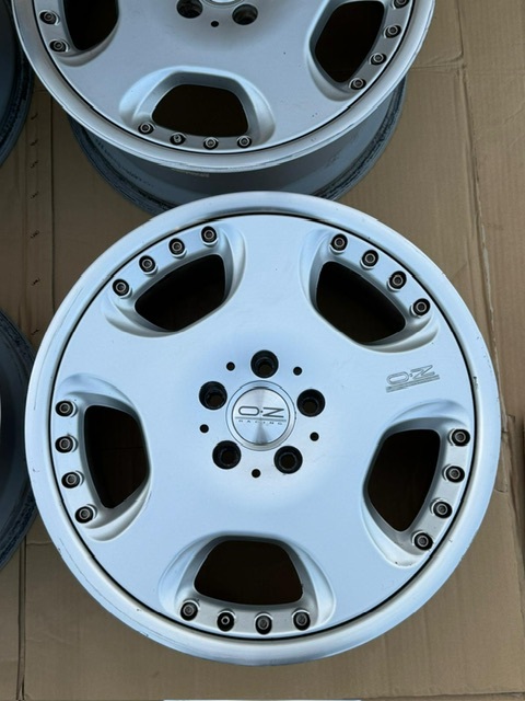 メルセデスベンツ W205、Cクラス、W212、Eクラス、W221 Sクラス用 OZ Racing Opera II 18インチ 8.5J+35 PCD112 ホイール(4本)。AUDI _画像9