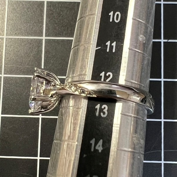 A264 匿名配送 指輪 レディース リング ジルコニア シルバー s925 2カラット フリーサイズ サイズ調節可能_画像8