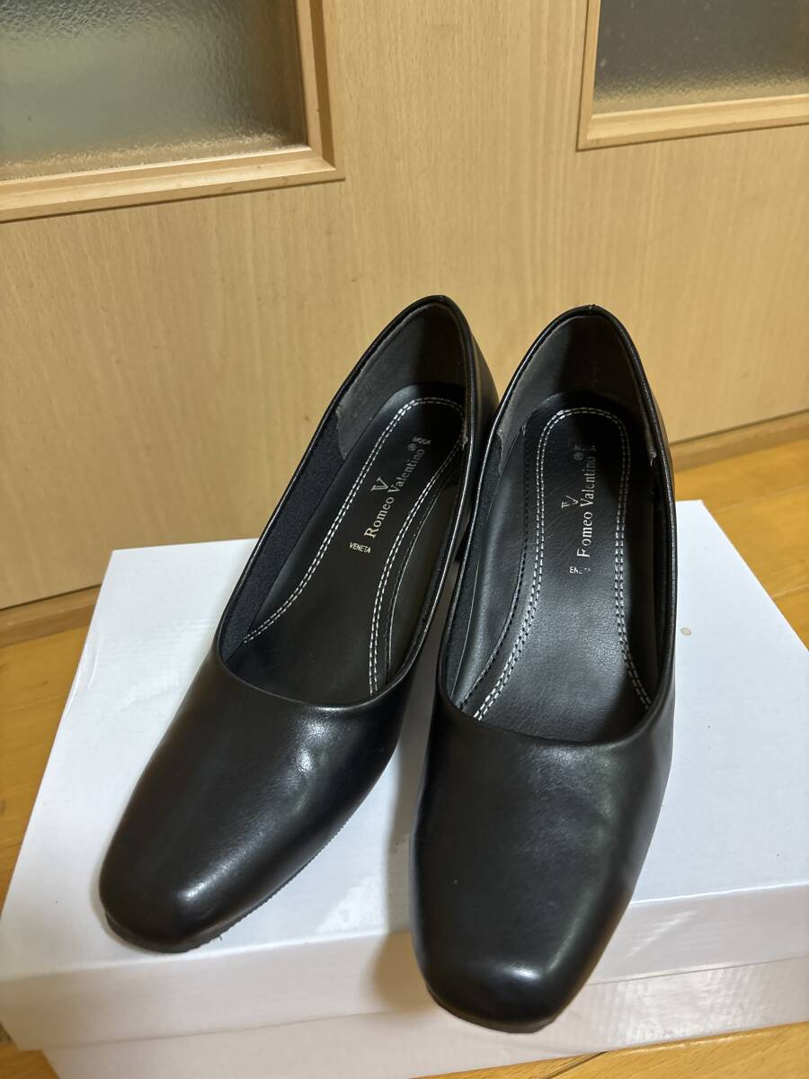 Romeo Valentinoフォーマルパンプス