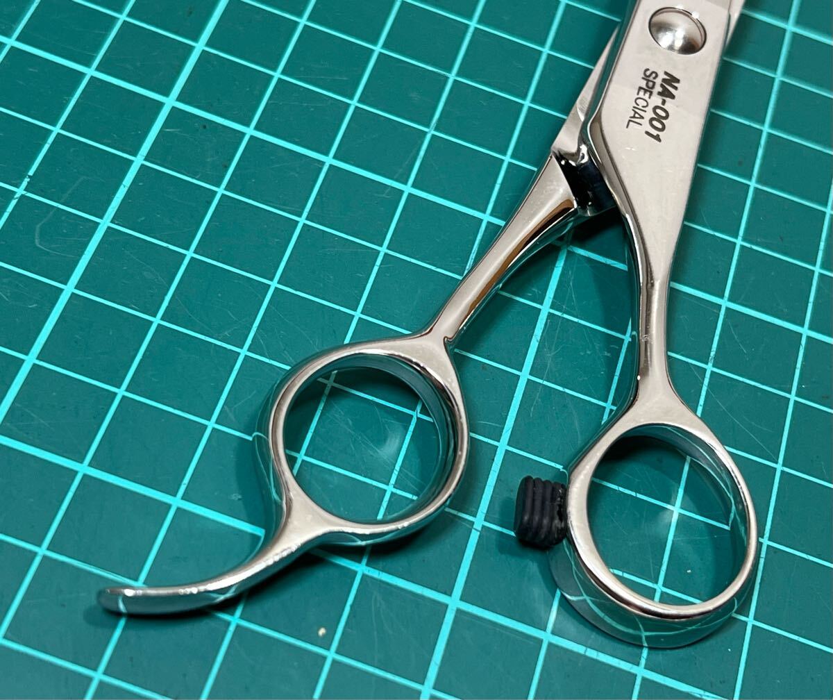 送料無料！！ TRADE MARK T.INOUE TOKYO NEW NIWATORI NA-001 SPECIAL シザー ハサミ 鋏 美容師 理容師 理容品