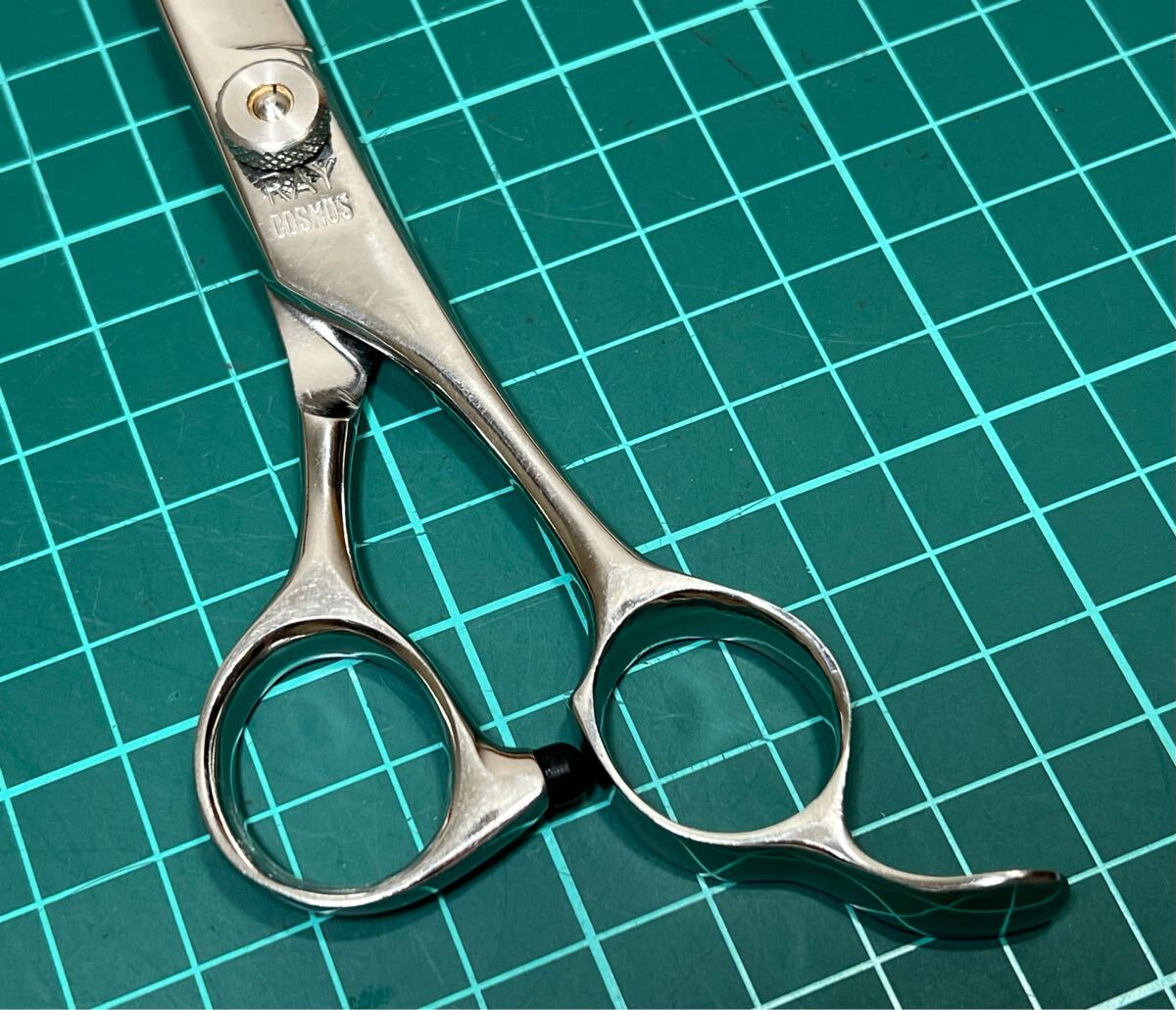 送料無料??！ HIKARI 光 RAY NEW COSMOS 701 103 ハサミ シザー 鋏 理容品 2個セット 