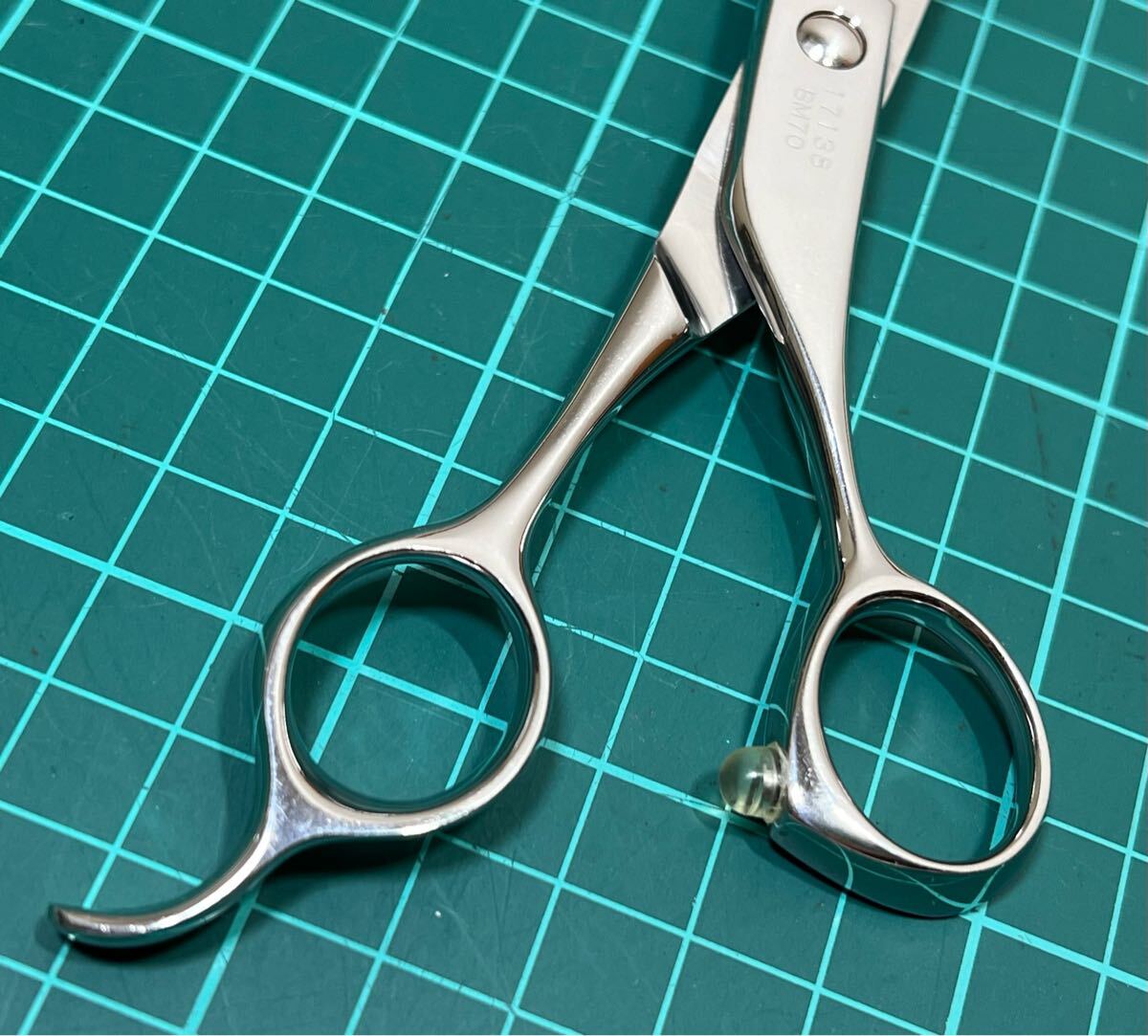 送料無料?。?蛇刃 鋏 シザー セニングシザー ハサミ 2丁セット 理容品