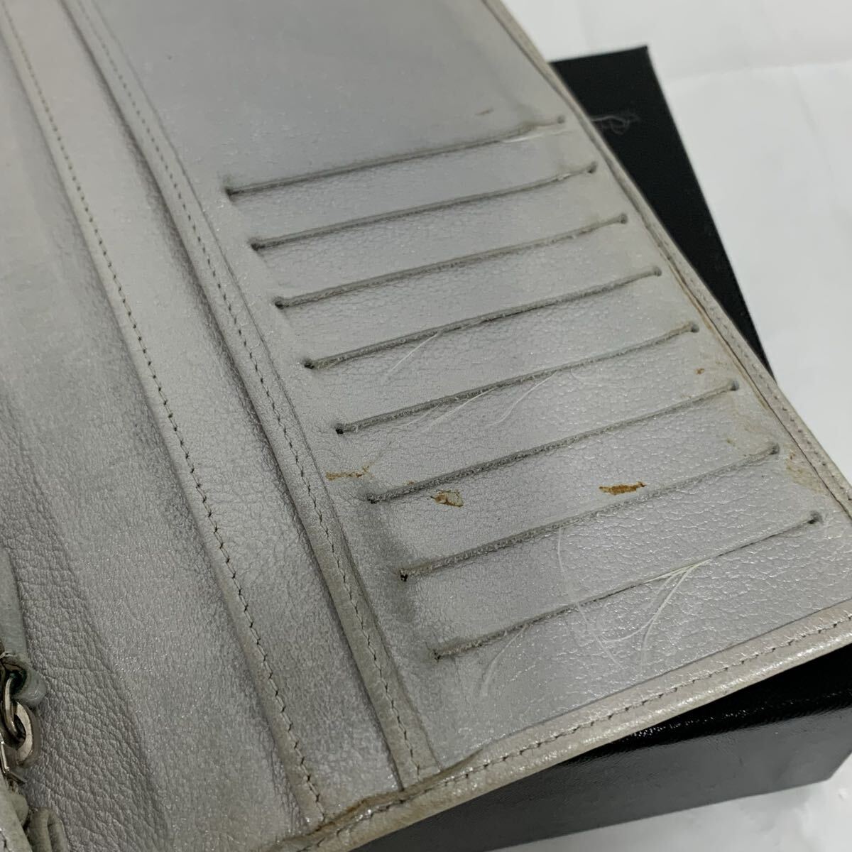 CHANEL シャネル 二つ折り 財(cái)布 箱 12955807 使用感汚れあり 現(xiàn)狀品 カ4