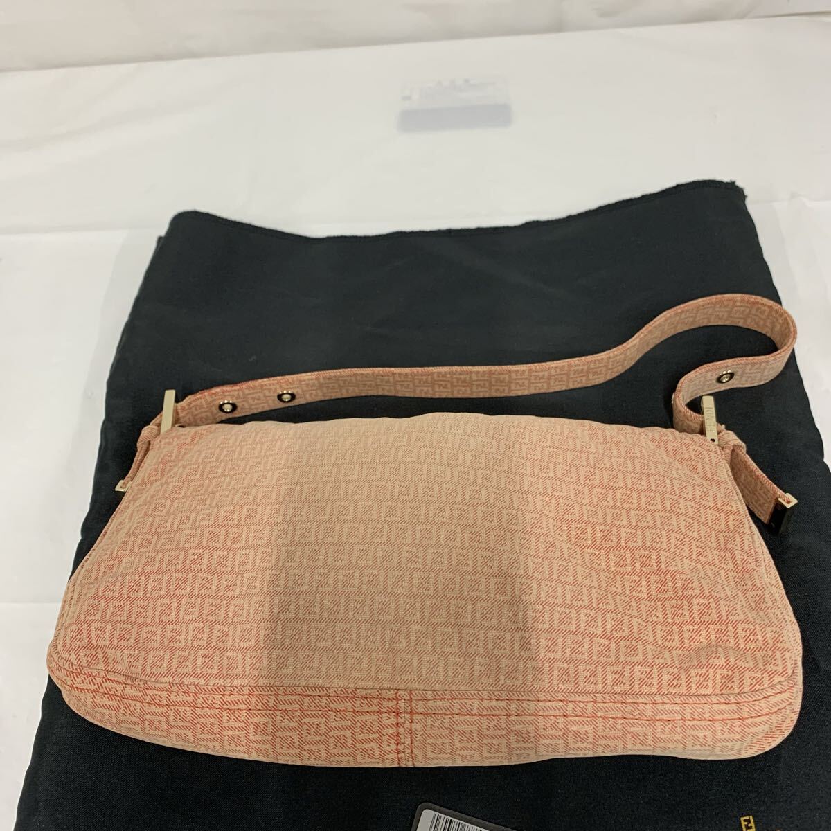 ヴィンテージ FENDI フェンディ マンマバケット ワンショルダーバッグ ハンドバッグ 8BR000 028 肩掛けレディースブランド カ4