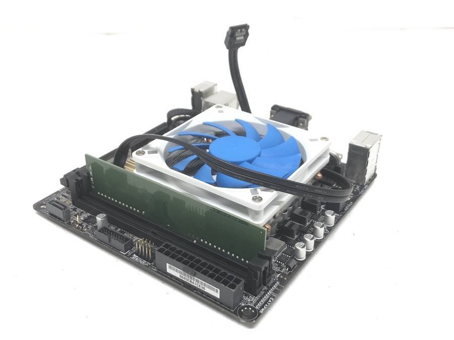 intel SR335 CORE i5-7500 3.40GHz CPU■現(xiàn)狀品