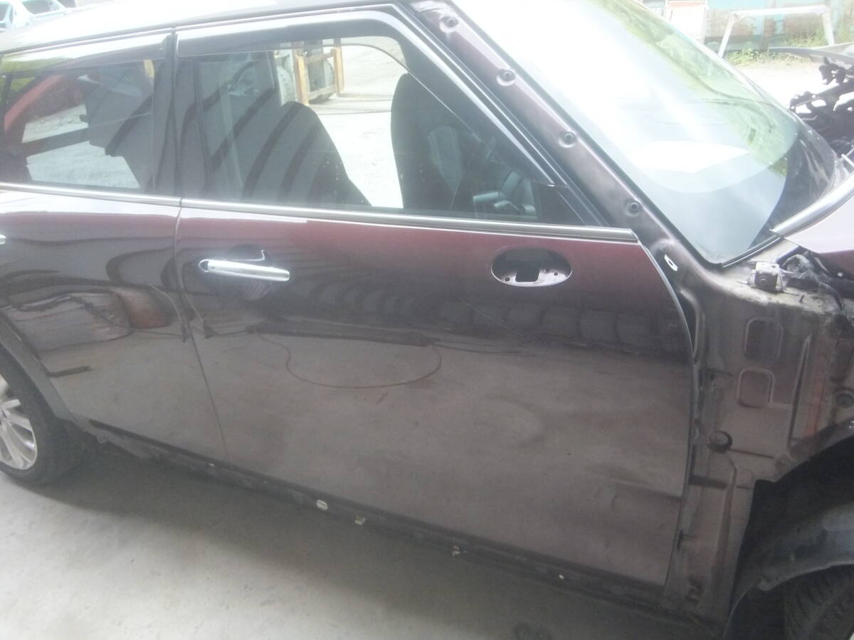 (BMW Mini Clubman Cooper SD LR20 F54) правая передняя дверь C2C (BMW Mini Clubman Cooper SD LR20 F54) правая передняя дверь C2C