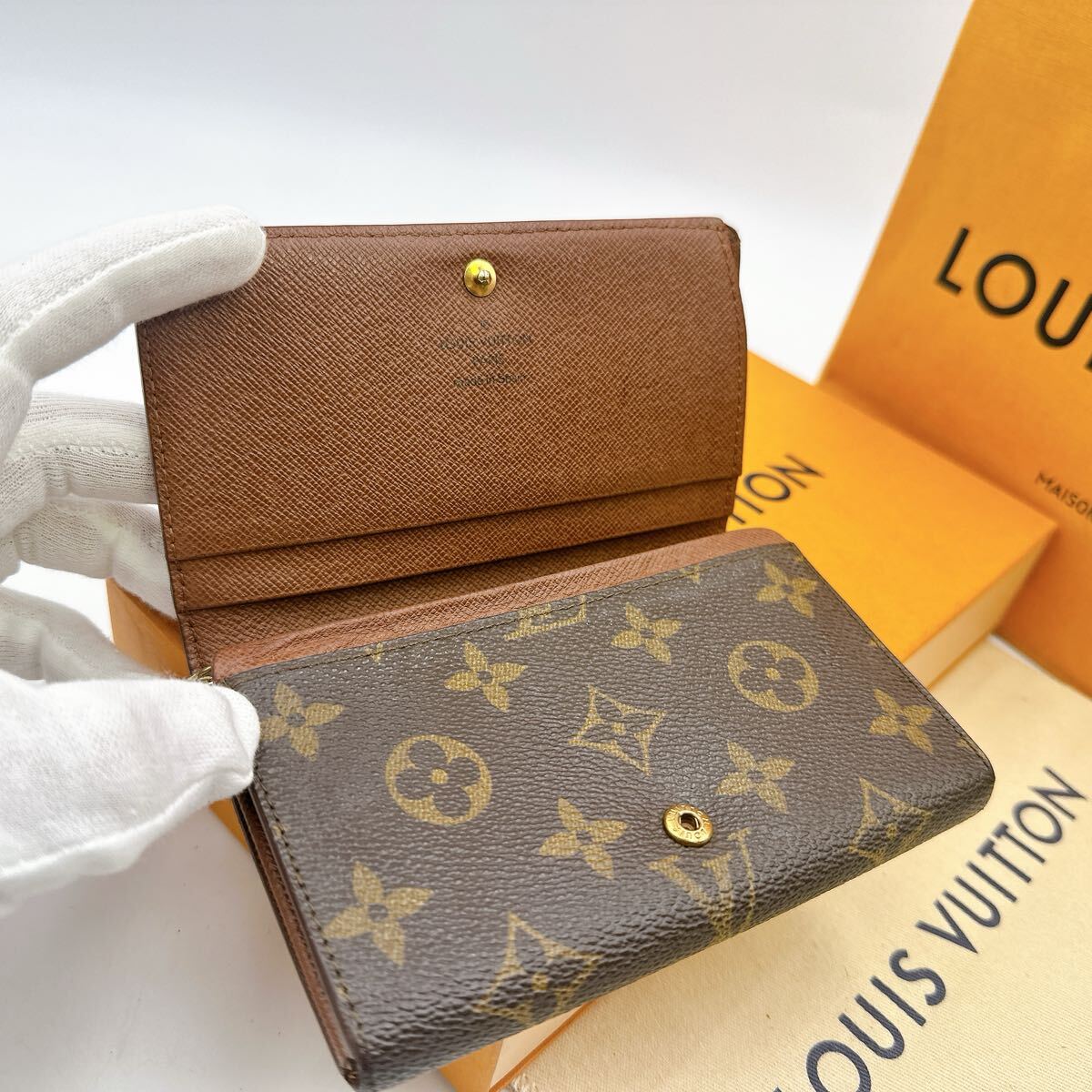 5630【ほぼ極美品】LOUIS VUITTON ルイヴィトン モノグラム ポルトモネ ビエ トレゾール 二つ折り財(cái)布 L字ファスナー M61730/CA0024