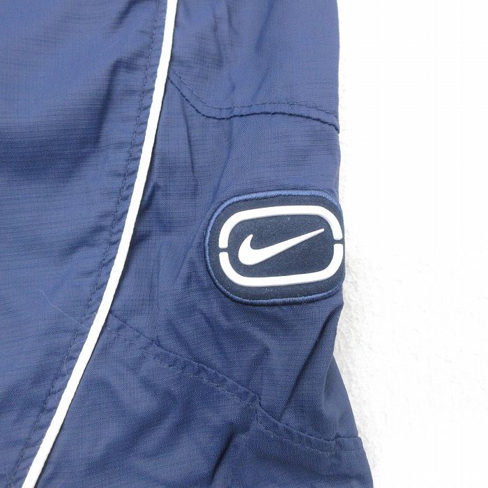 W40/古着 ナイキ NIKE ショート ナイロン パンツ ショーツ メンズ 00s ワンポイントロゴ 大きいサイズ 紺 ネイビー 内側メッ_画像3