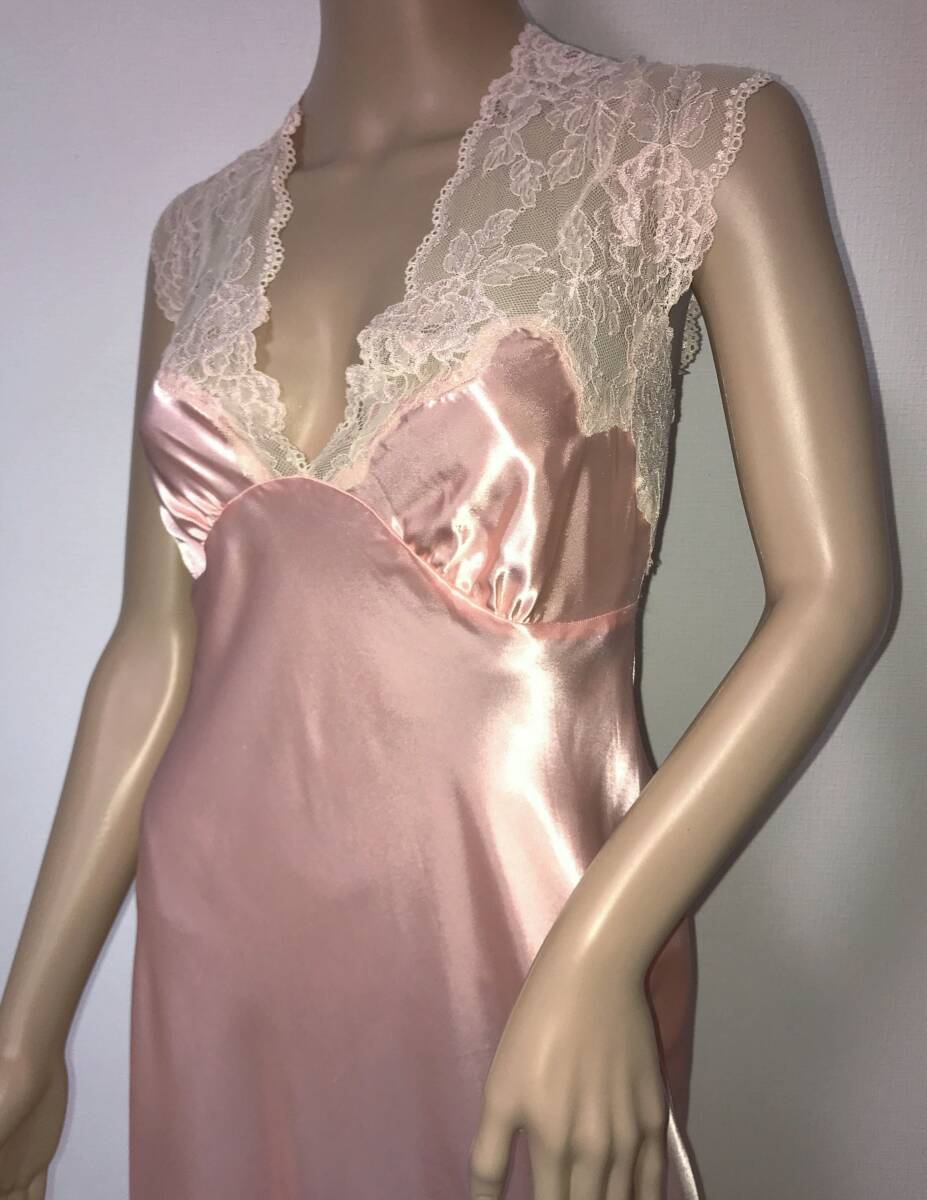 ◇US GILLIGAN シルクの光沢・パールピンク・エレガント・ウエディング・ロングナイトドレス・ガウン・サイズ大きめ_画像2