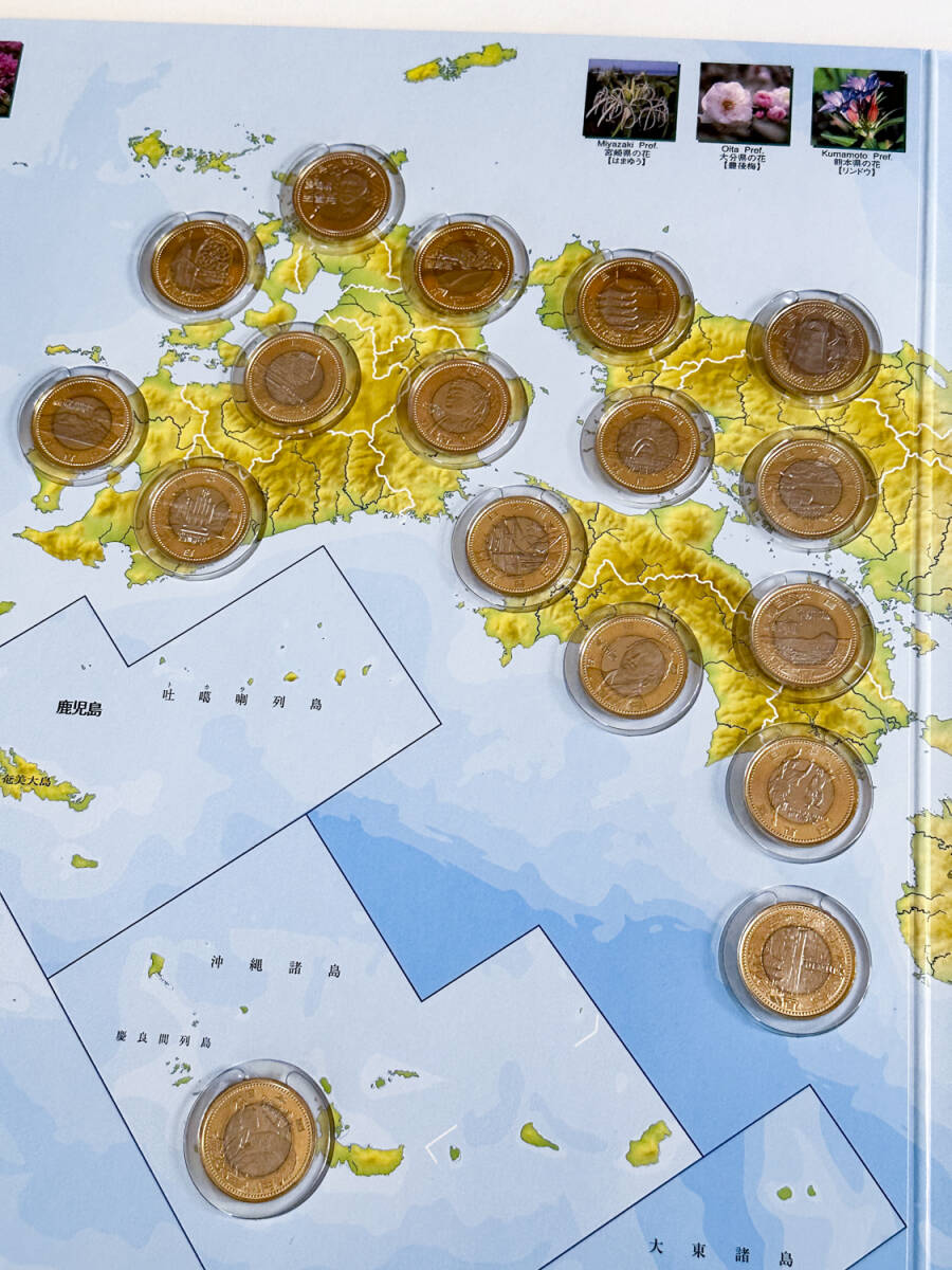 日本硬貨 地方自治法施行六十周年記念 5百円バイカラー・クラッド貨幣収納バインダー 47都道府県 フルセット（#KB0420）_画像3