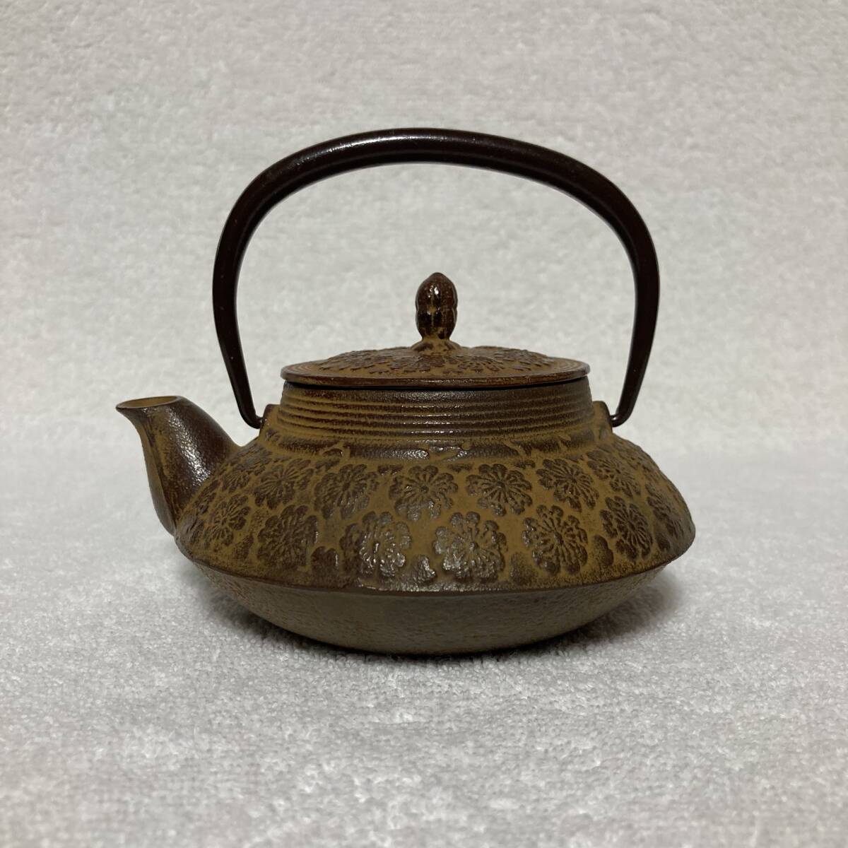 照光堂 − 南部鉄器 鉄瓶 急須 − 13cm_画像1