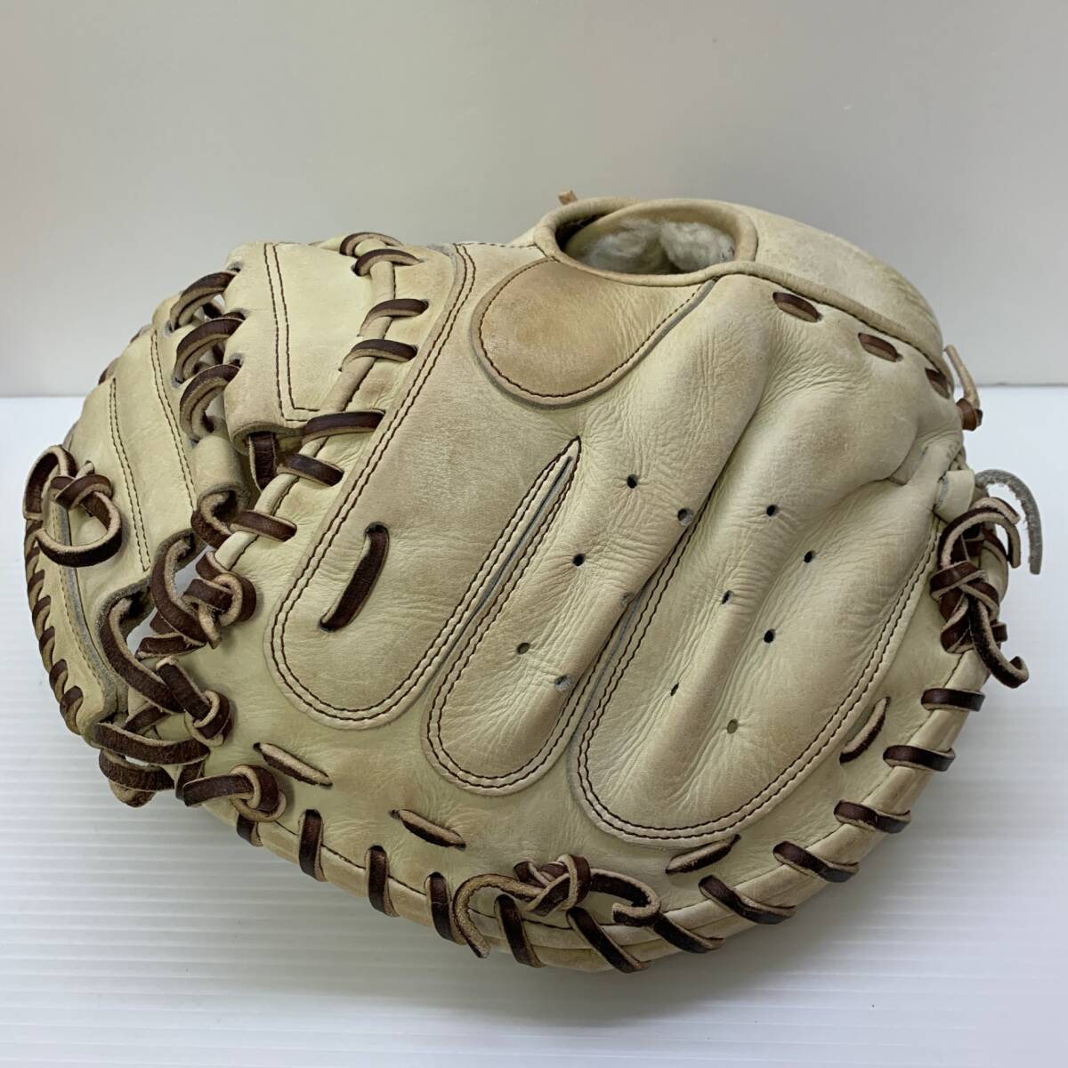 ミズノ MIZUNO ミズノプロ 軟式 大人 一般 キャッチャーミット 捕手 グローブ グラブ 右投げ 1AJCR27210 中古品 野球 6071_画像7