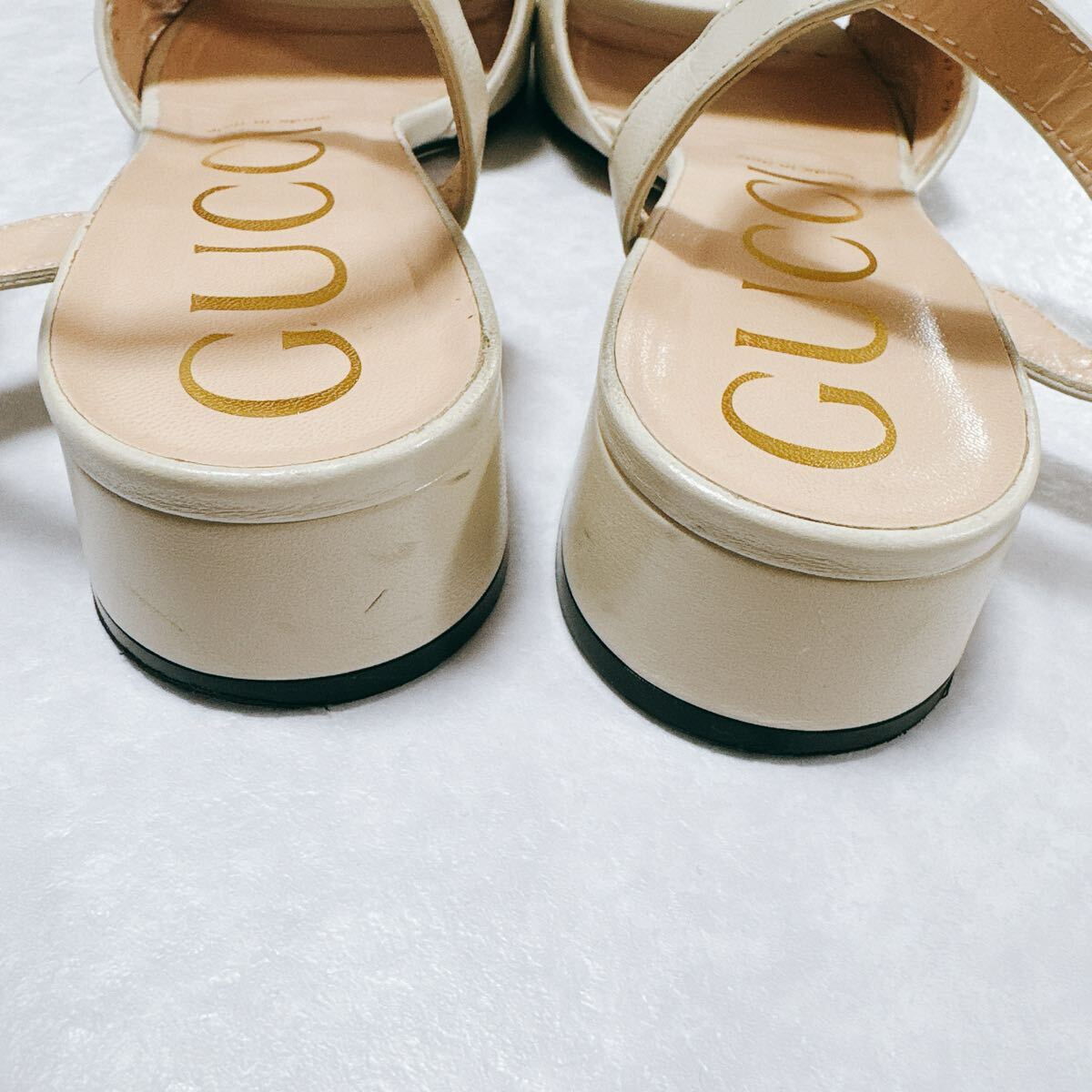 美品　GUCCI ベージュ サンダル ゴールド金具　38 24cm グッチ