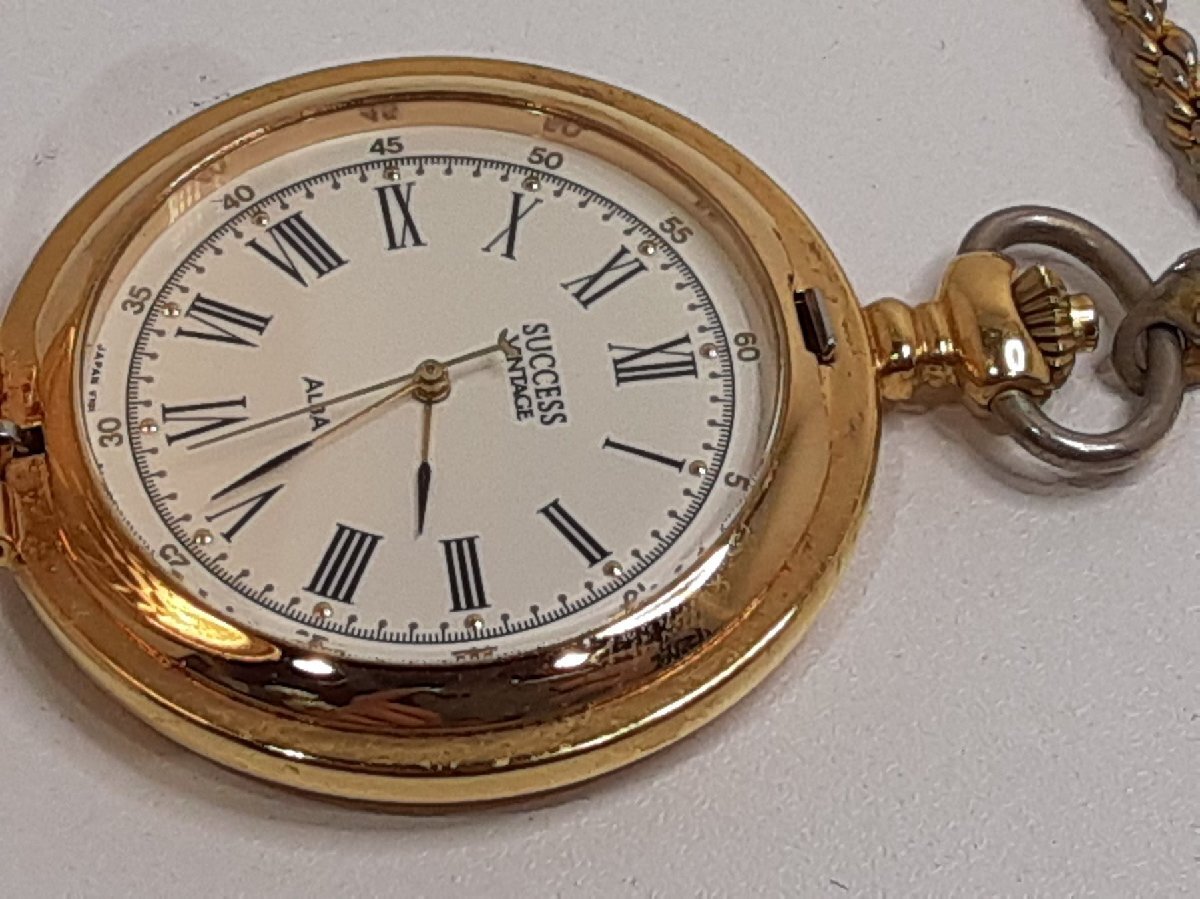 セイコー SEIKO アルバ サクセス ヴィンテージ 懐中時計 ポケット ウォッチ V701-0A10 SS GP アナログ クォーツ ALBA【中古】 ht5462_画像2