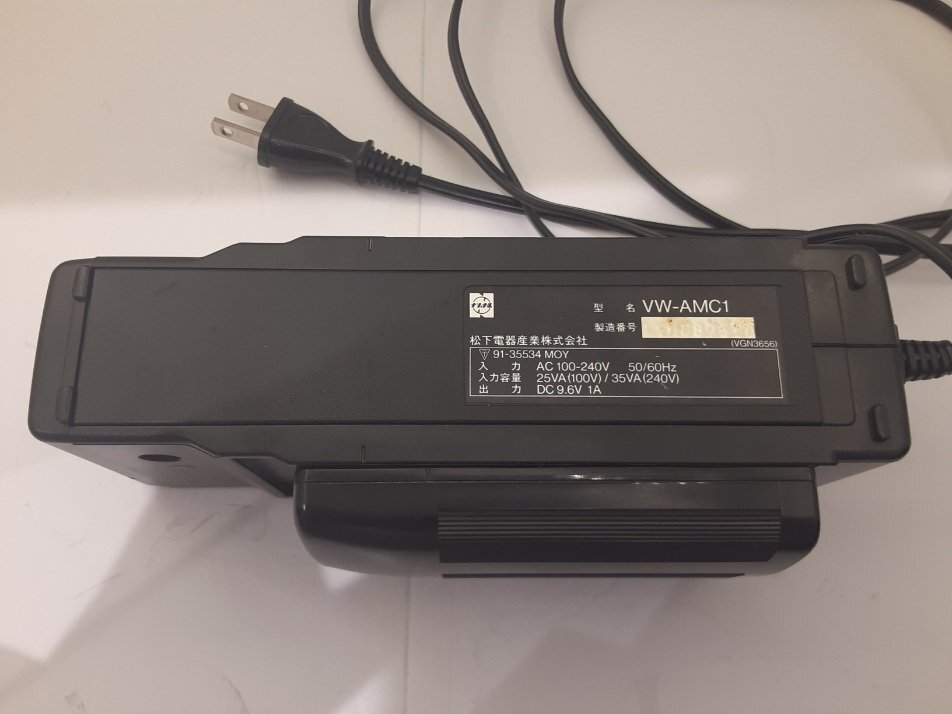 ★ナショナル NATIONAL NV-MC15 コンパクトビデオカメラ マックロードムービー 9-54mm 1:1.2 通電確認済み【中古】｛dgs3517｝