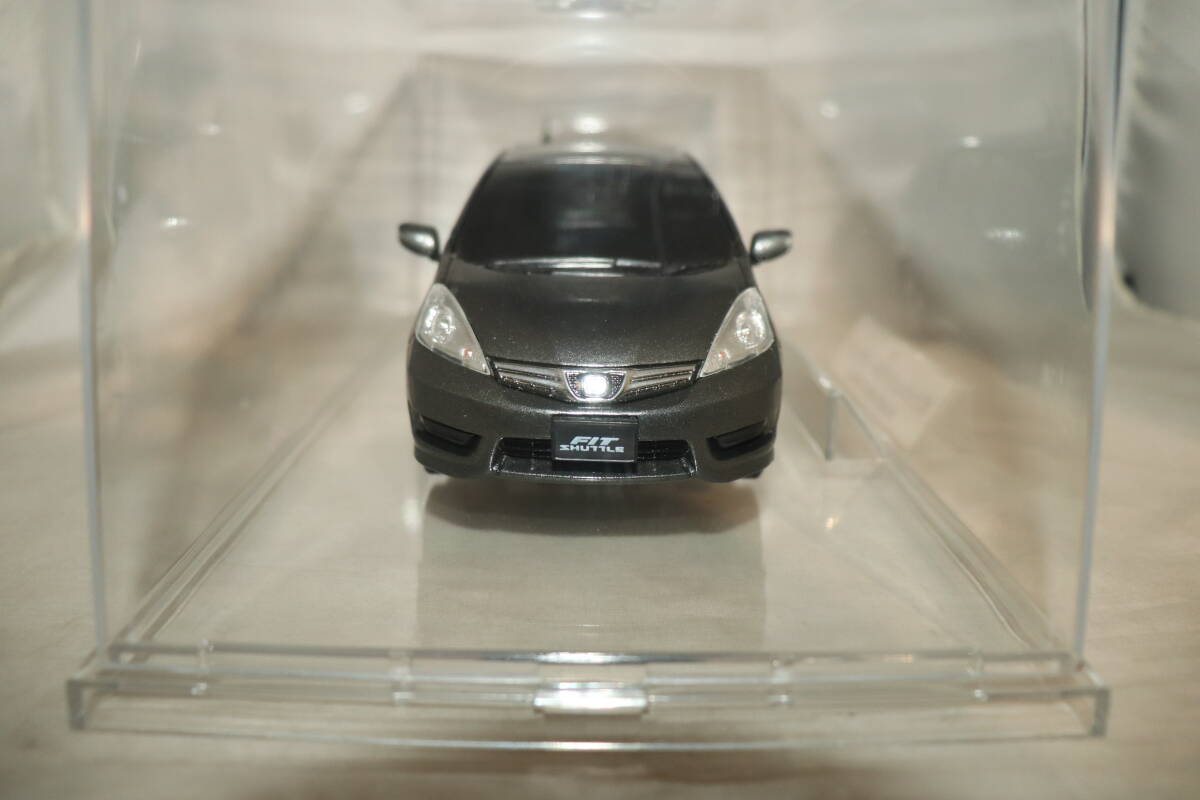 ☆フィットシャトル 15X カラーサンプルミニカー(1/24サイズ) ポリッシュドメタル・メタリック☆_画像4