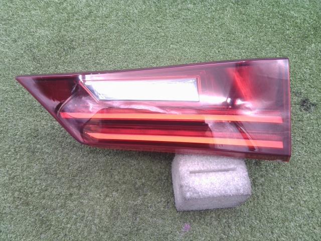 レクサス IS DAA-AVE30 右フィニッシャーパネル IS300H 212 イチコ 53-82 81581-53140_画像1