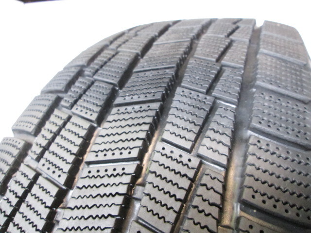 M3-127(送料無料/代引きOK)ランクS 中古 美品 バリ溝 235/60R18 ZEETEX WP2000 SUV 2023年 8.5分山 スタッドレス 1本のみ_画像4
