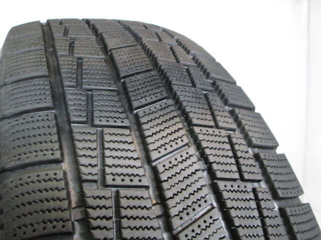 M3-127(送料無料/代引きOK)ランクS 中古 美品 バリ溝 235/60R18 ZEETEX WP2000 SUV 2023年 8.5分山 スタッドレス 1本のみ_画像5