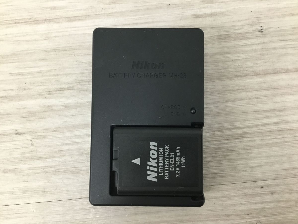 ●営YS238-80 【通電確認(rèn)済み】 Nikon ニコン 1 V2 ミラーレス一眼カメラ 10-30mm 1:3.5-5.6 ブラック 充電器付き