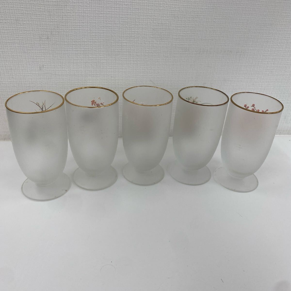 光琳絵皿 各5客 食器 ガラス グラス 小皿 昭和レトロ 角皿 ガラス食器 銘々皿 箱付き 箱付 和食器 花鳥図 梅 和柄　管理番号SB611_画像6