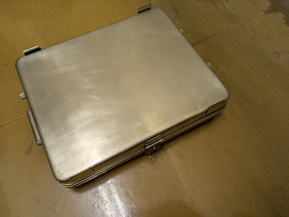 滅菌容器、注射機用？_画像1