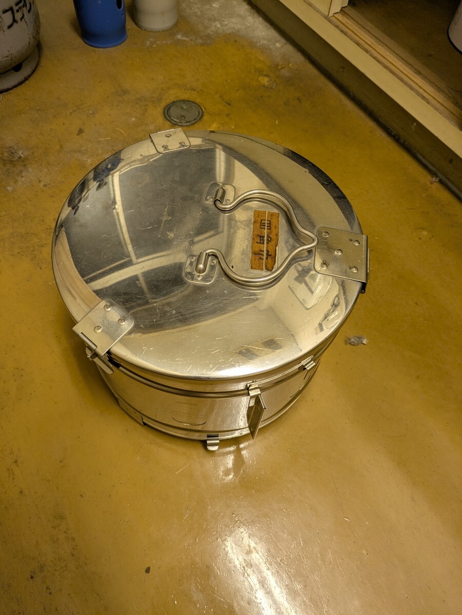 医療器具　丸型　ステンレス缶　ケッテル缶　丸型カスト缶　大型　30x20cm_画像1