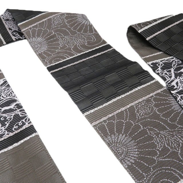 夏物 夏帯 名古屋帯 なごや帯 中古 リサイクル 正絹 カジュアル 花の図 菊 蔦 動物文様 黒色 錆利休色 多色 きもの北條 A1270-17_画像5