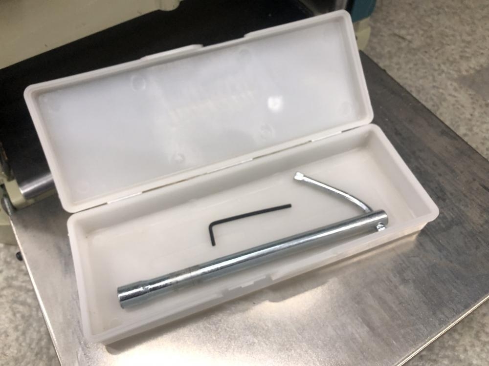 0140 рекомендация товар 0 Makita makita 304mm автоматика can na2012NB 100V * электризация только проверка 