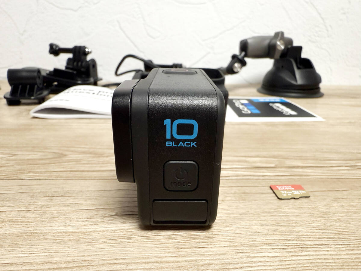 【送料込】GoPro HERO10 Black　おまけ多數(shù)?すぐ使えます【中古】
