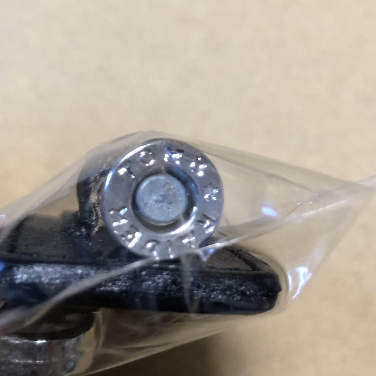 映画　トゥームレイダー　弾丸 キーホルダー セット　未使用　★★★★★送料無料★★★★★　入手困難　超レア　ダミーブレット_画像5