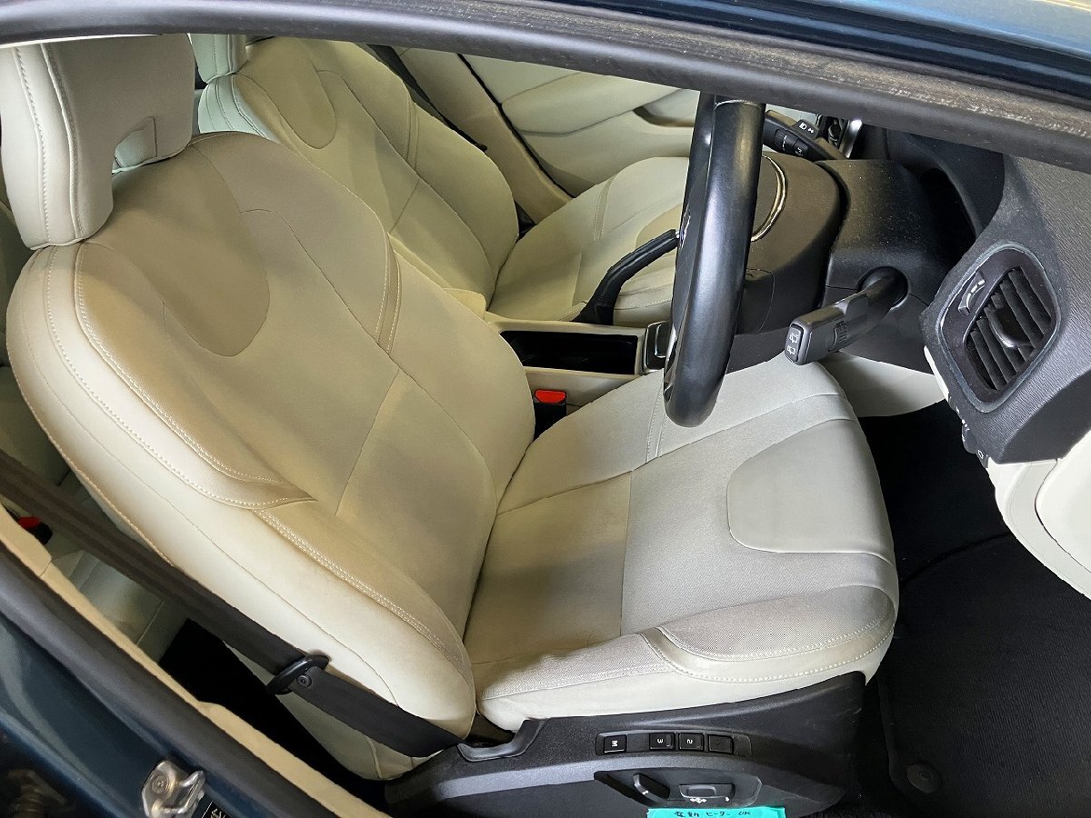 Y管理78813 H25 ボルボ V40 T4 MB4164T 右ハンドル】☆ハーフレザー 運転席 ドライバーズ 電動パワー シート グレー系 A/C付☆_画像10