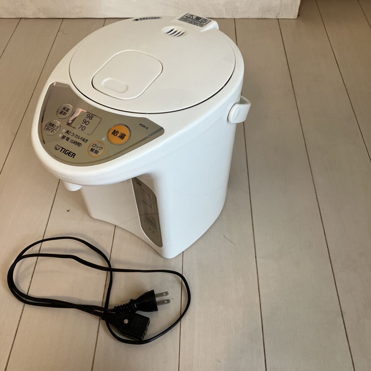 タイガーマイコン電動ポット2.2L品番:PDR-G220中古品