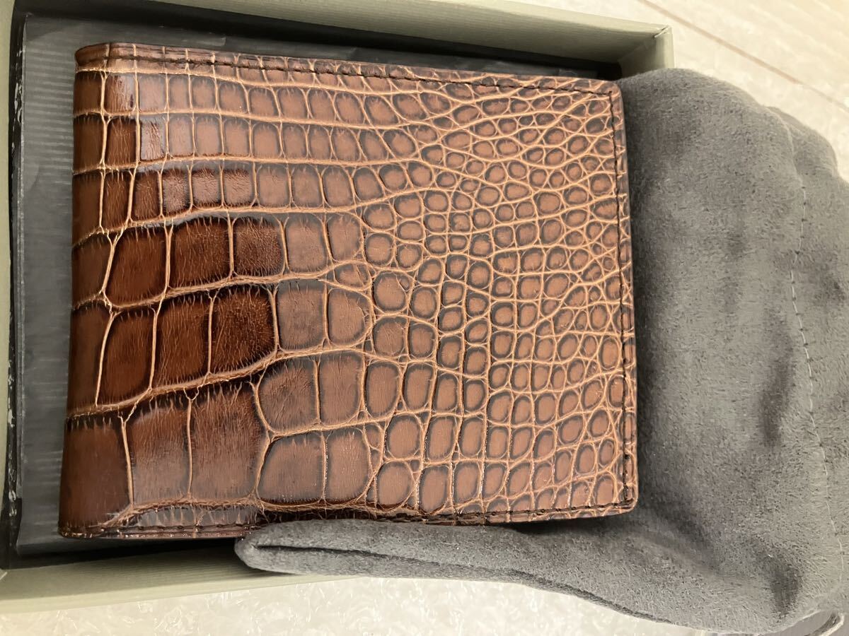 新品TOM FORD クロコダイルレザー 二つ折り財布 ブラウン トムフォード アリゲーター_画像3
