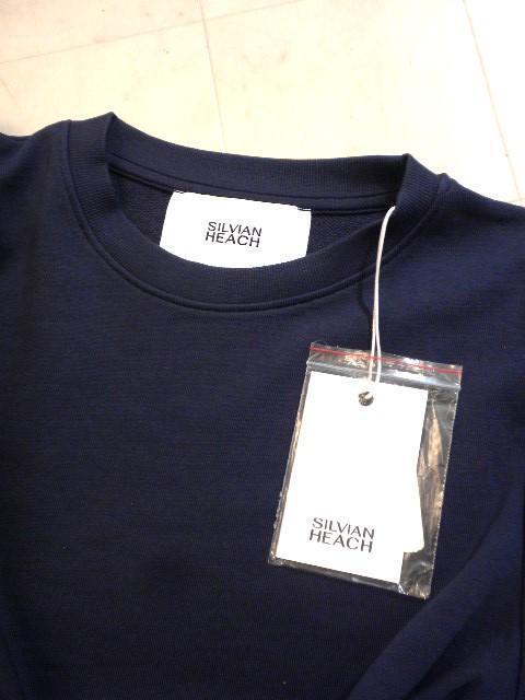 正規2024SSモデル入荷☆彡ITALY『SILVIAN HEACH』◆旬のシルビアンヘッチ◆素敵NAVY!人気パフスリーブ”スウェットトレーナー!XXSサイズ_画像10