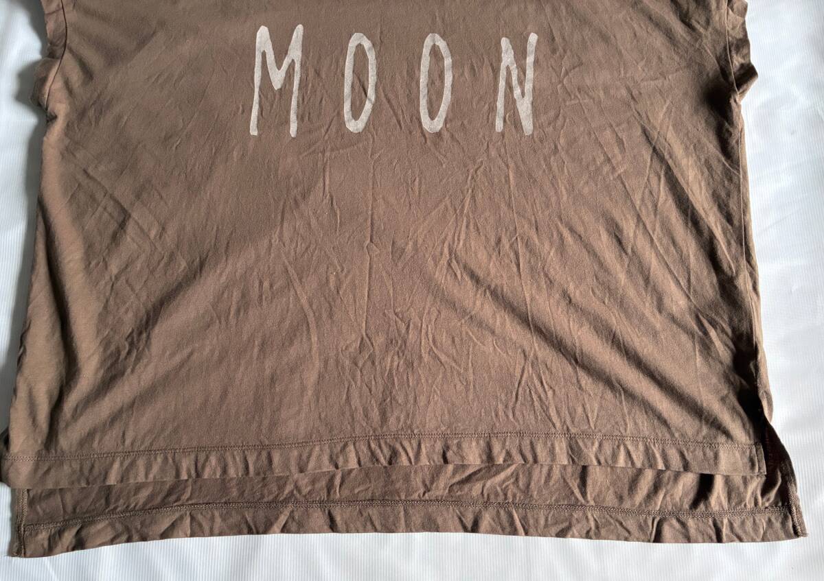 hagumu ハグム ビックTシャツ フレンチスリーブ クルーネック 前後差 サイドスリット 綿100% 英字 モカ色系 着丈65~70 身幅74 ゆったり F_画像7