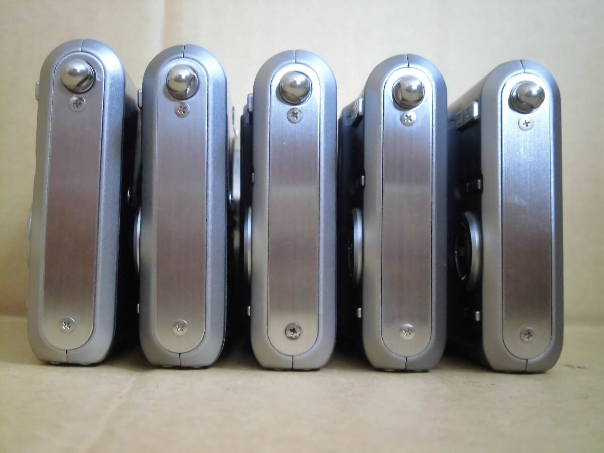 カシオ コンパクト デジタルカメラ エクシリム EX-Z75 シルバー まとめて５臺 　當(dāng)時物