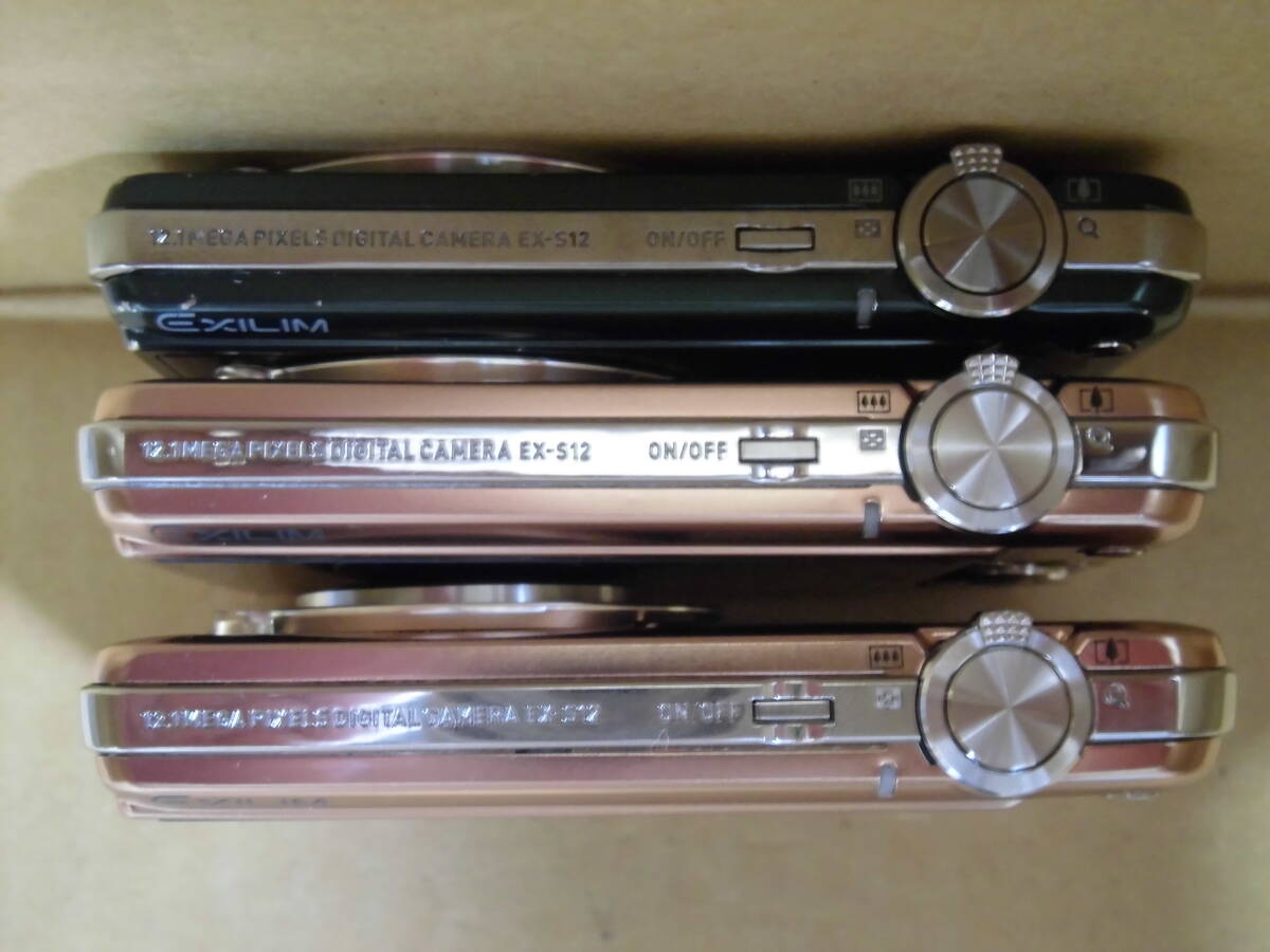 カシオ コンパクト デジタルカメラ エクシリム　EX-S12 ピンク＆グリーン　ピンク1臺(tái)ジャンクはオマケ　當(dāng)時(shí)物　
