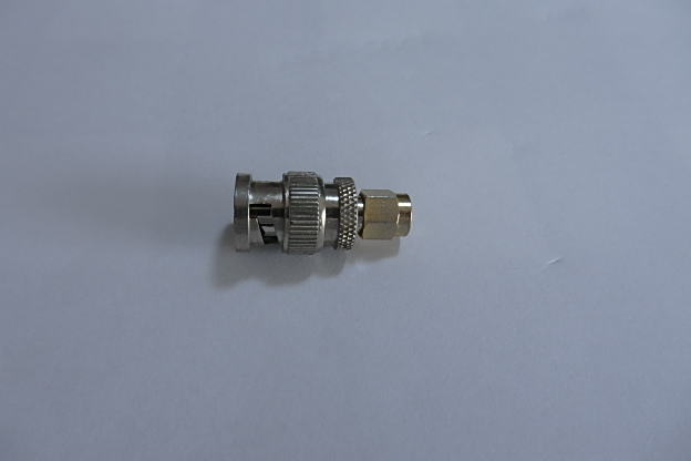同軸コネクター BNC-JとSMA-Jを接続するコネクター 「BNCP-SMAP」 未使用品 1個 アマチュア無線_画像1