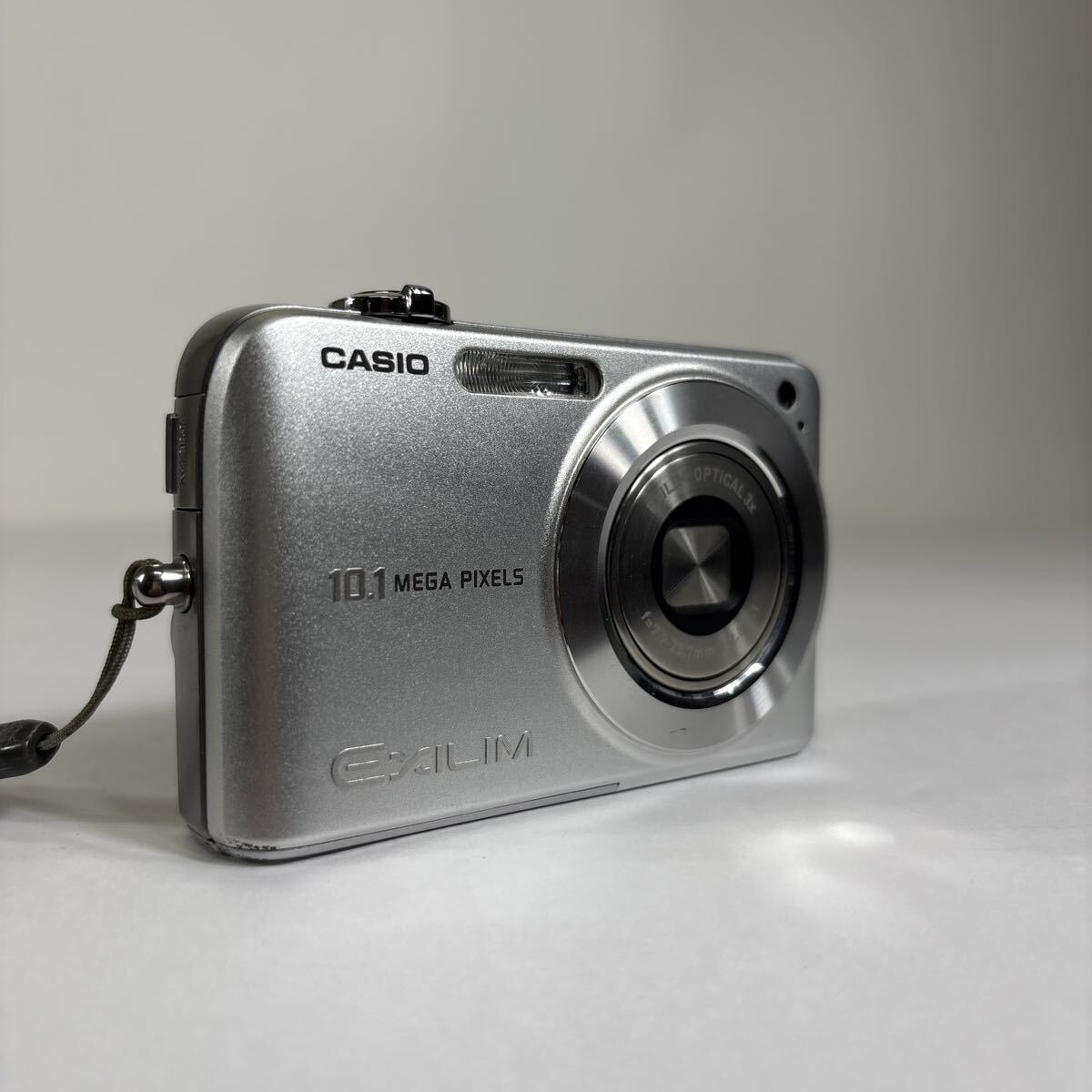 2502EL877 CASIO EXILIM EX-Z1050 カシオ エクシリム デジカメ デジタルカメラ 本體のみ ジャンク 通電動(dòng)作未確認(rèn) 現(xiàn)狀品