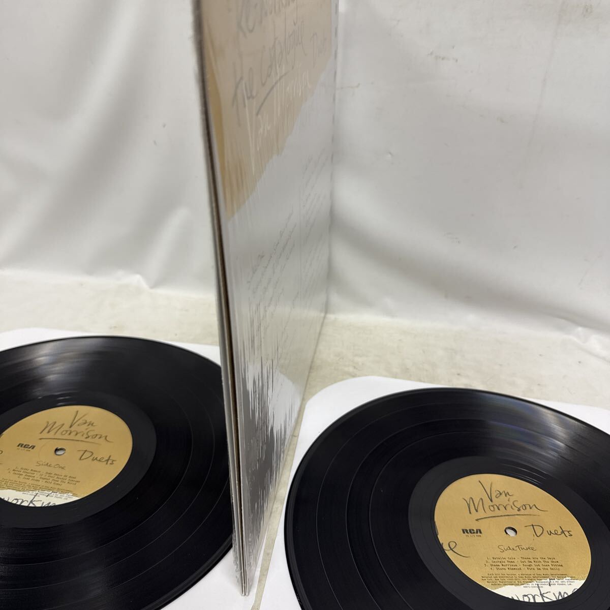 K209-110 お寶級 希少 VAN MORRISON ヴァン?モリソン DUETS 88875-06844-1 レコード LP 詳細不明
