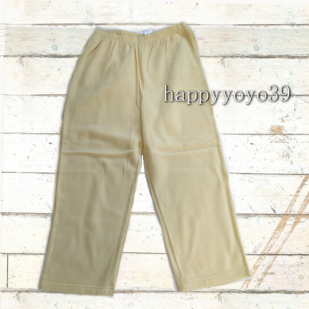 新品5Lグレー北欧ダリア柄タートルネック フリースパジャマ ベルーナ かるふわ 大きいサイズ ハイネック 部屋着 ルームウエア かるぽか_画像2