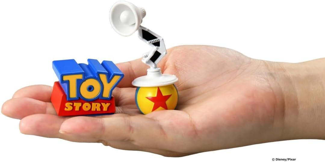 【新品】 トイ・ストーリー 30周年 ダイキャストコレクション ピクサー・ランプ&トイ・ストーリーロゴ 佐賀_画像3