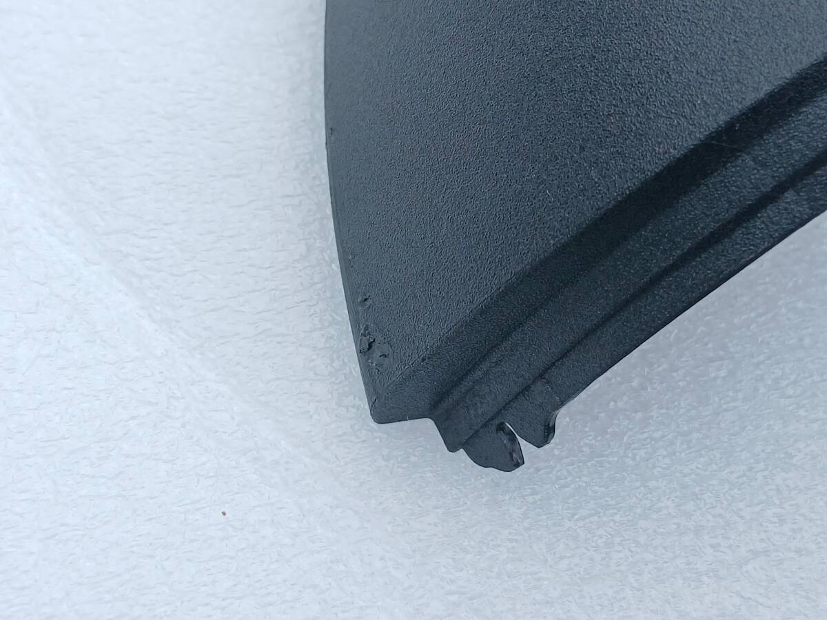 Porsche ポルシェ カイエン 純正 右 ドアミラー ミラーハウジング 下側 9Y2857538A　S4122 _画像2