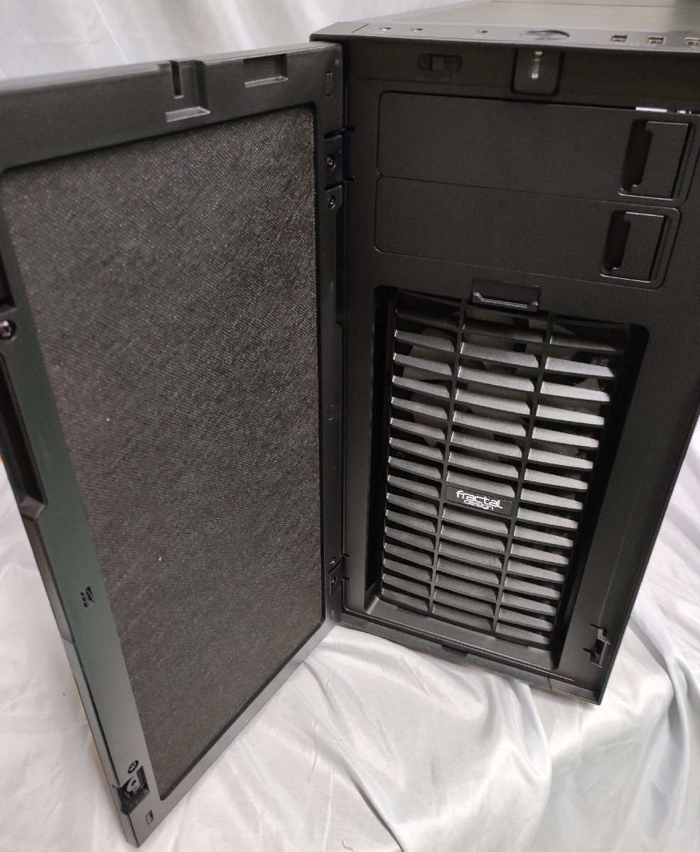 【サイコム】 Fractal Design Define R5 Black Pearl (FD-CA-DEF-R5-BK) (ATXミドルタワー) @Used@ M20250925c