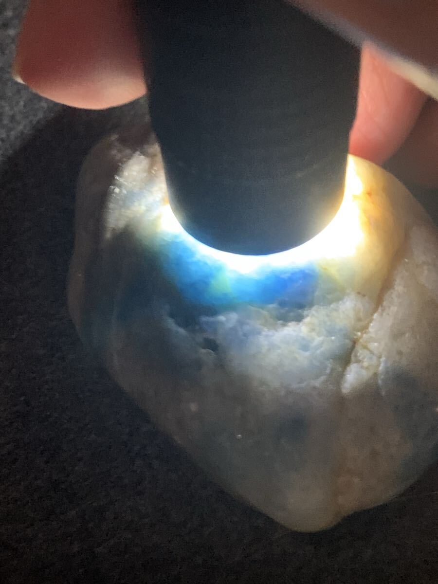 極上の茄子紺 糸魚川入りコン沢翡翠海石 ひすい鉱物原石水石根付国産鉱標本オパール水晶ロードクロサイト入りコン沢握り石ヒスイ化石隕石_画像8