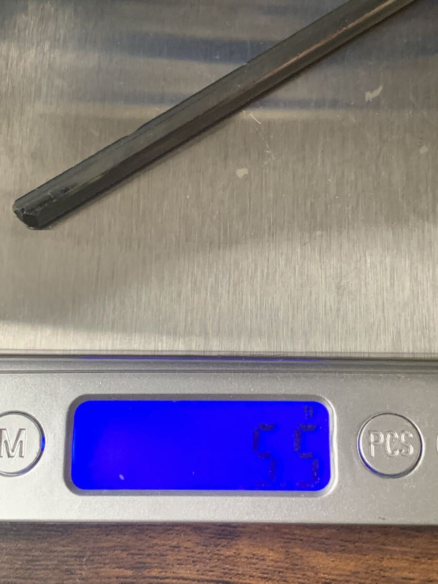 国産鉱物　愛媛県市ノ川鉱山の輝安鉱　単結晶　約5.5ｇ　スティブナイト　検：ビビアナイト　スティブナイト　輝安鉱　カイヤナイト　原石_画像10