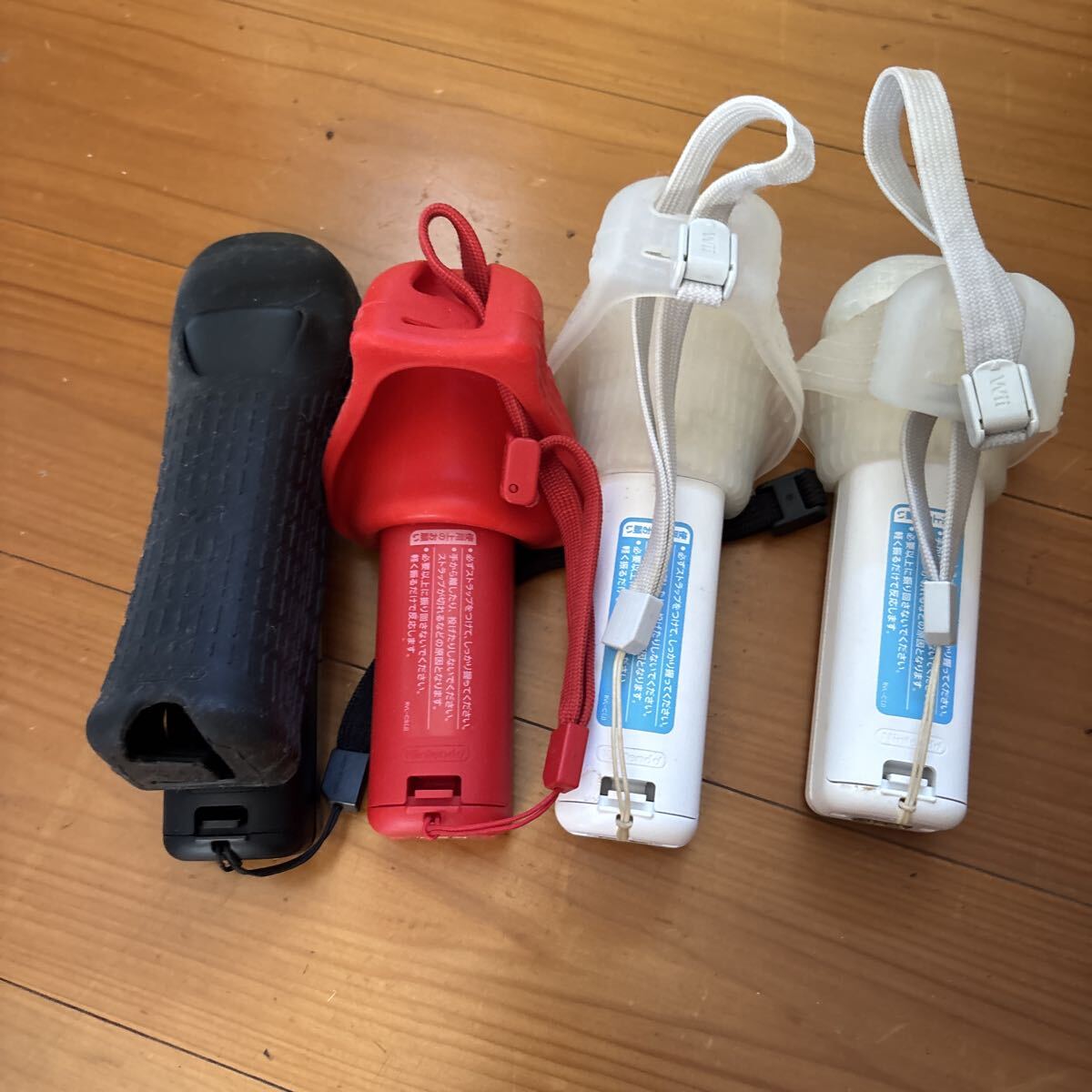 1円? まとめて Nintendo ニンテンドー Wii 本體 コントローラー4 ソフト 太鼓の達(dá)人 箱 説明書 バチ☆ 任天堂 タタコン フィット 動作品